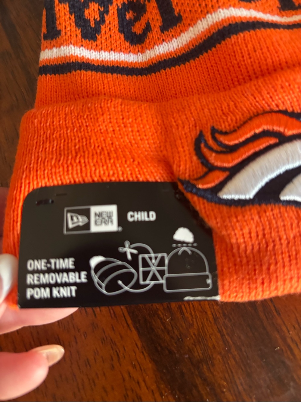 New Era Kids Denver Broncos Orange and Black Pom Cuffed Beanie NWT - Picture 3 of 3